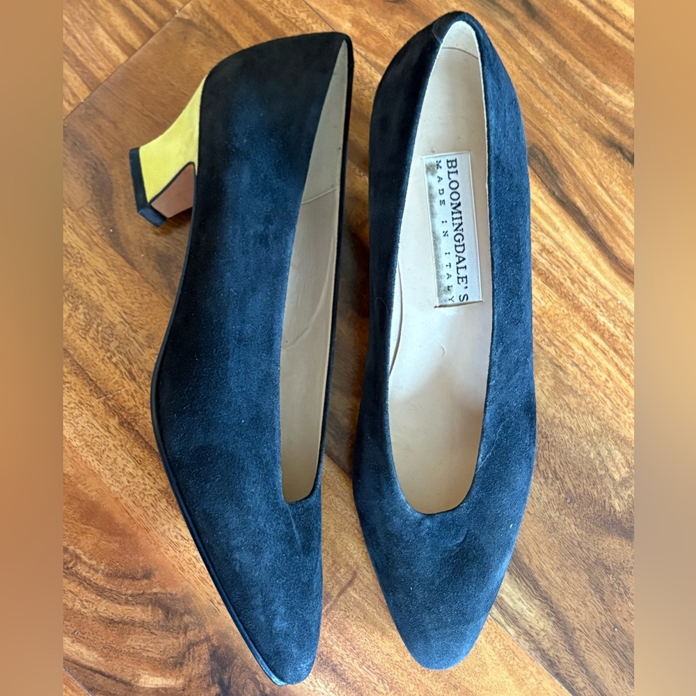 Bloomingdale’s Vintage Women’s Black Heels Shoes 8 M Pumps Green Accent Italy